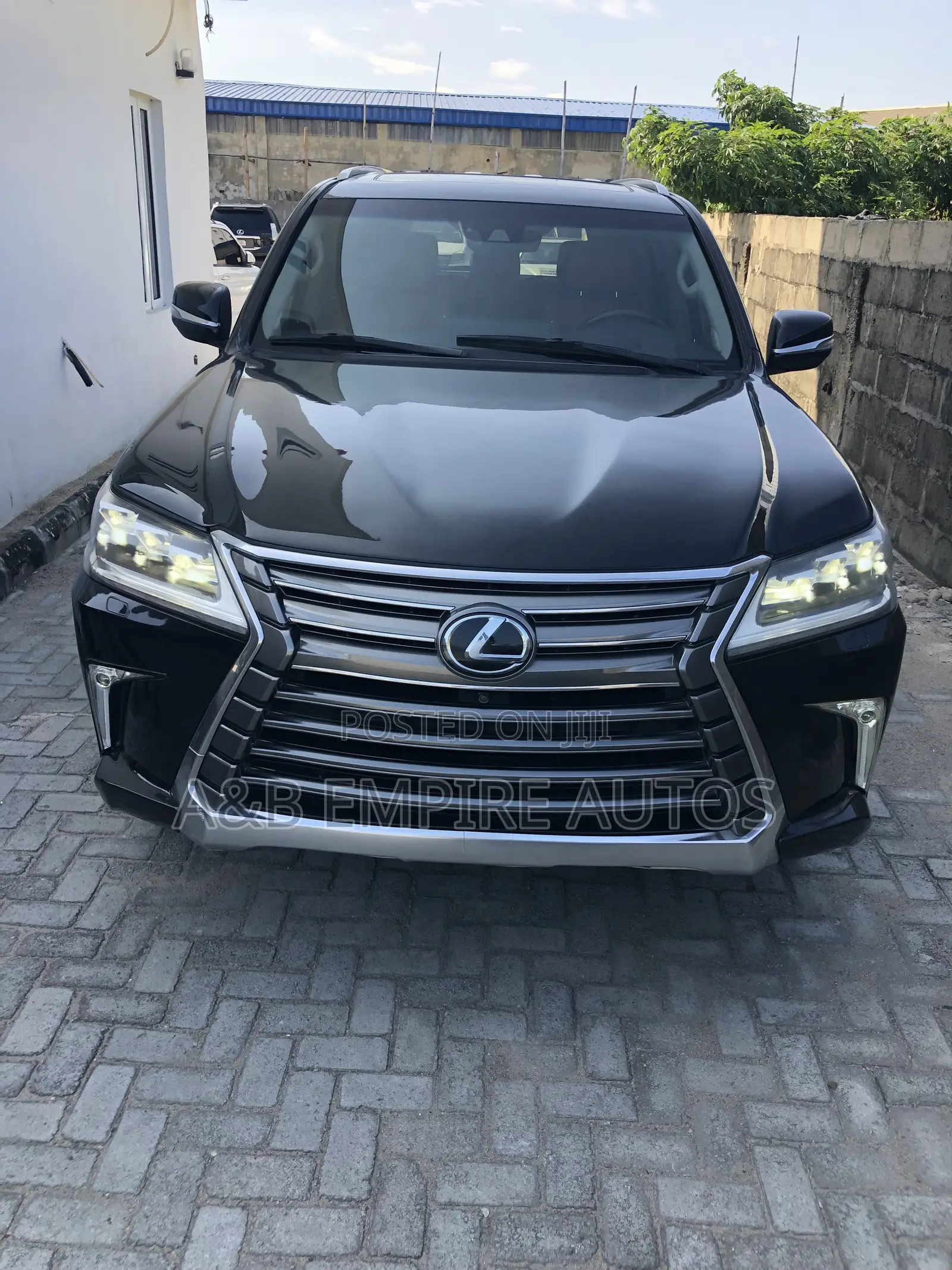 Lexus LX 2016 Black