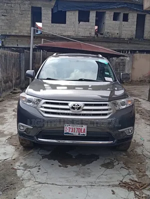 Toyota Sienna 2005 Gold