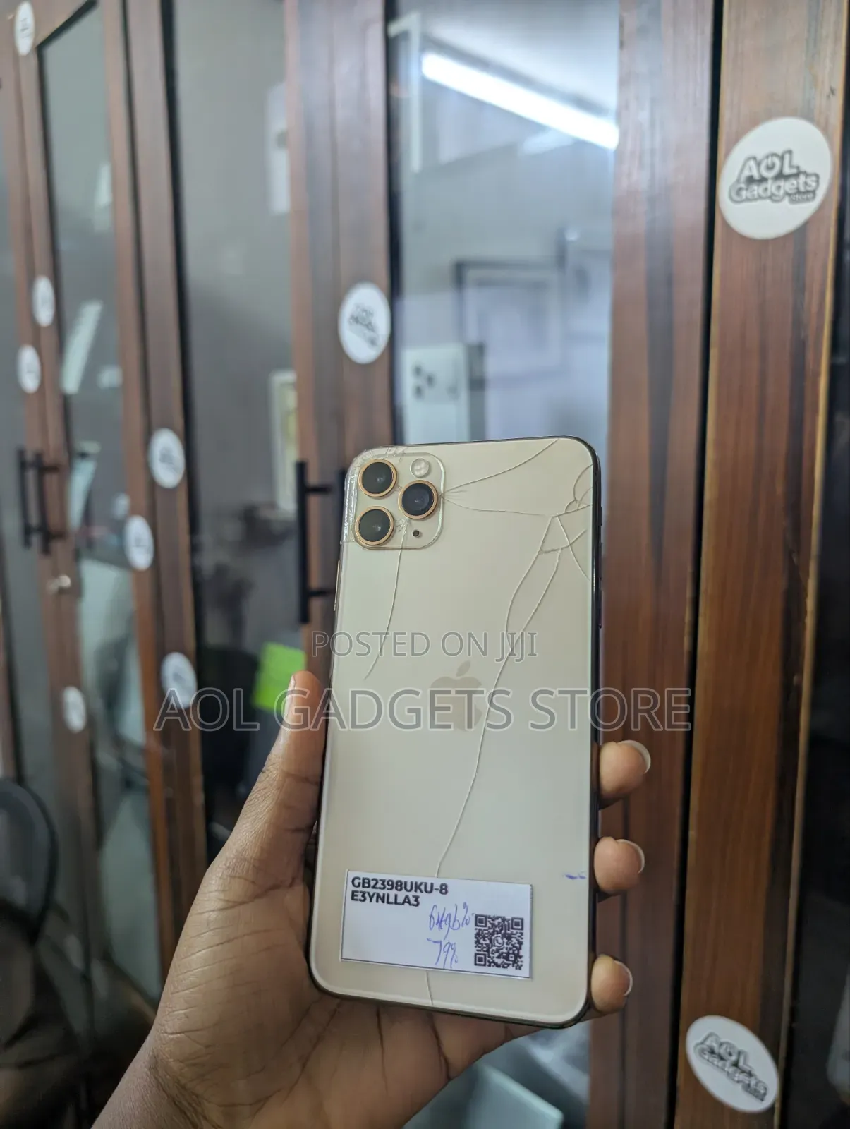 Apple iPhone 11 Pro Max 64 GB Gold