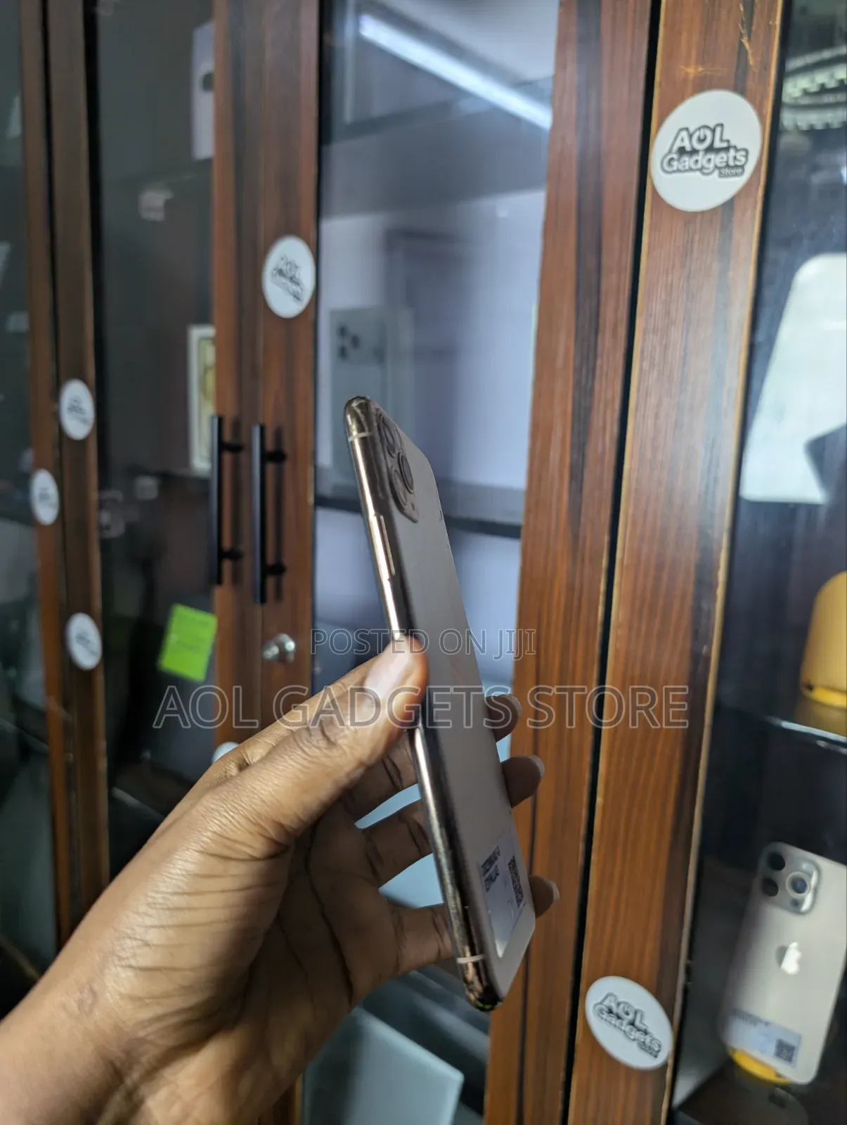Apple iPhone 11 Pro Max 64 GB Gold