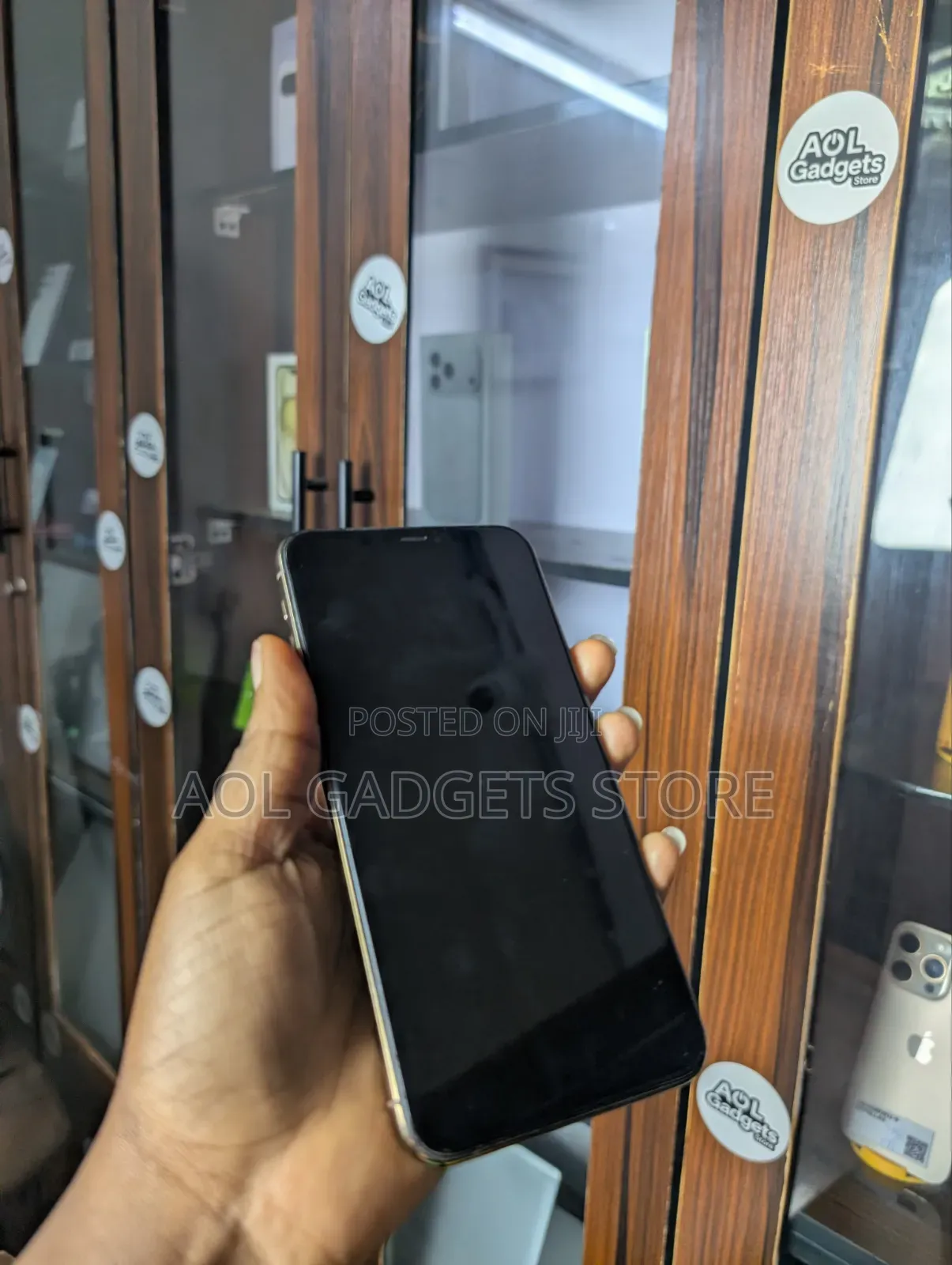 Apple iPhone 11 Pro Max 64 GB Gold