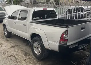 Toyota Tacoma 2008 White