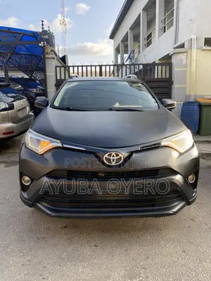 Toyota RAV4 XLE 4dr SUV (2.5L 4cyl 6A) 2015 Black