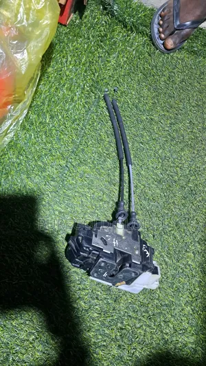 Door Catcher for Hyundai Elantra 2007