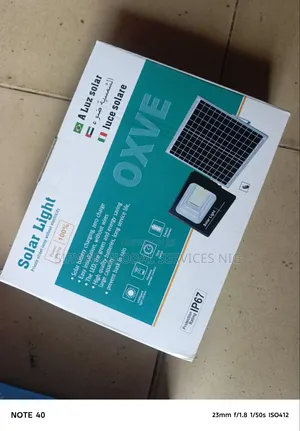 Cheap 100w / 200w Solar Flood Light