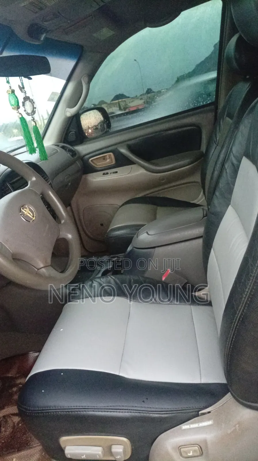 Toyota Sequoia 2004 Black
