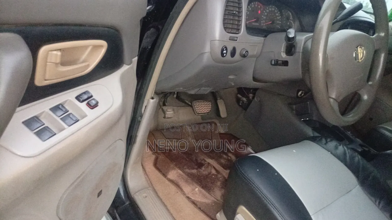 Toyota Sequoia 2004 Black