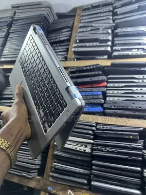 Laptop Dell Latitude 3310 2-in-1 8GB Intel Core i5 SSD 256GB