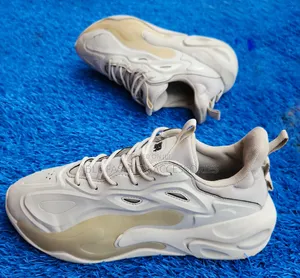 Akube/Thrift Men Sneakers