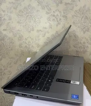 Laptop Lenovo IdeaPad 1 4GB Intel Celeron SSD 160GB