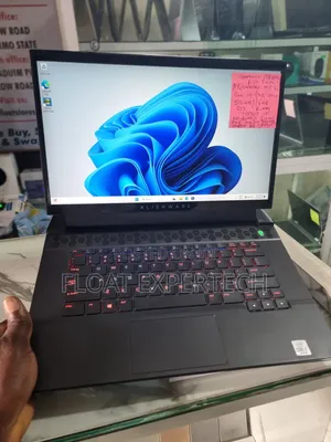 Laptop Dell Alienware Aurora 16 16GB Intel Core i7 SSD 512GB