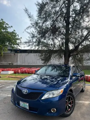 Toyota Camry 2010 Blue