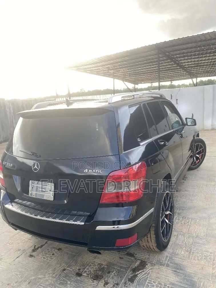 Mercedes-Benz GLK-Class 2009 Black