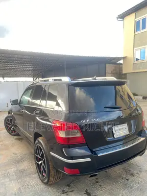 Mercedes-Benz GLK-Class 2009 Black