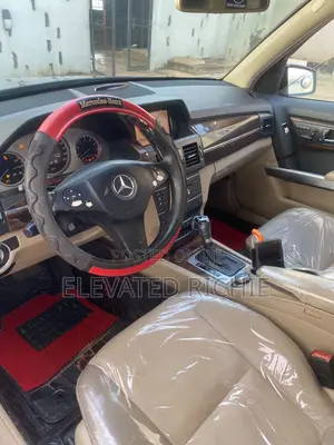 Mercedes-Benz GLK-Class 2009 Black