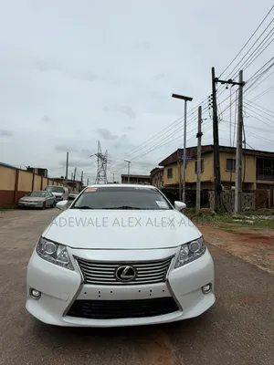 Lexus ES 2014 White