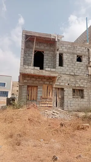 5 Bedroom Semi Detached Duplex