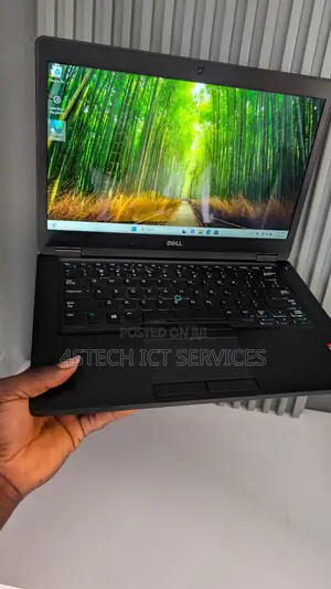 Laptop Dell Latitude 5400 8GB Intel Core i5 SSD 256GB