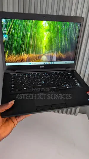 Laptop Dell Latitude 5400 8GB Intel Core i5 SSD 256GB