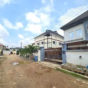 3bdrm Apartment in Bodija for rent