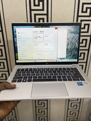 Laptop HP EliteBook 830 G8 16GB Intel Core i5 SSD 256GB