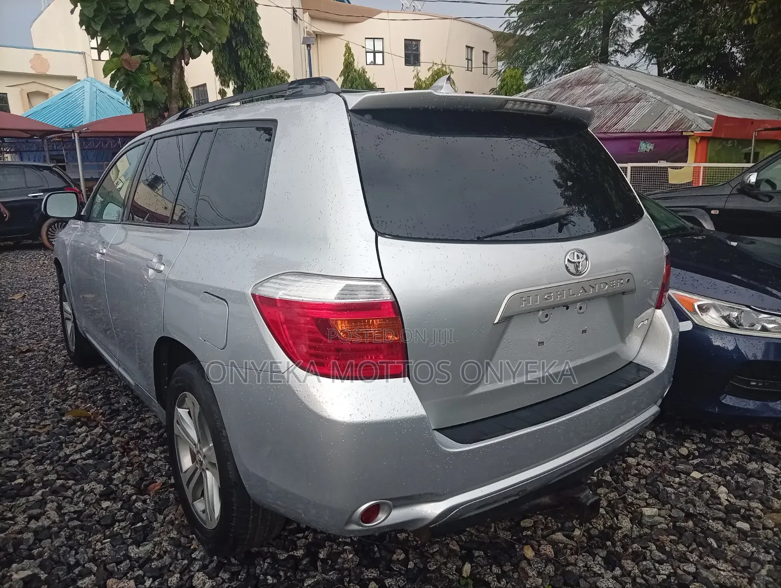 Toyota Highlander Base 2010 Silver