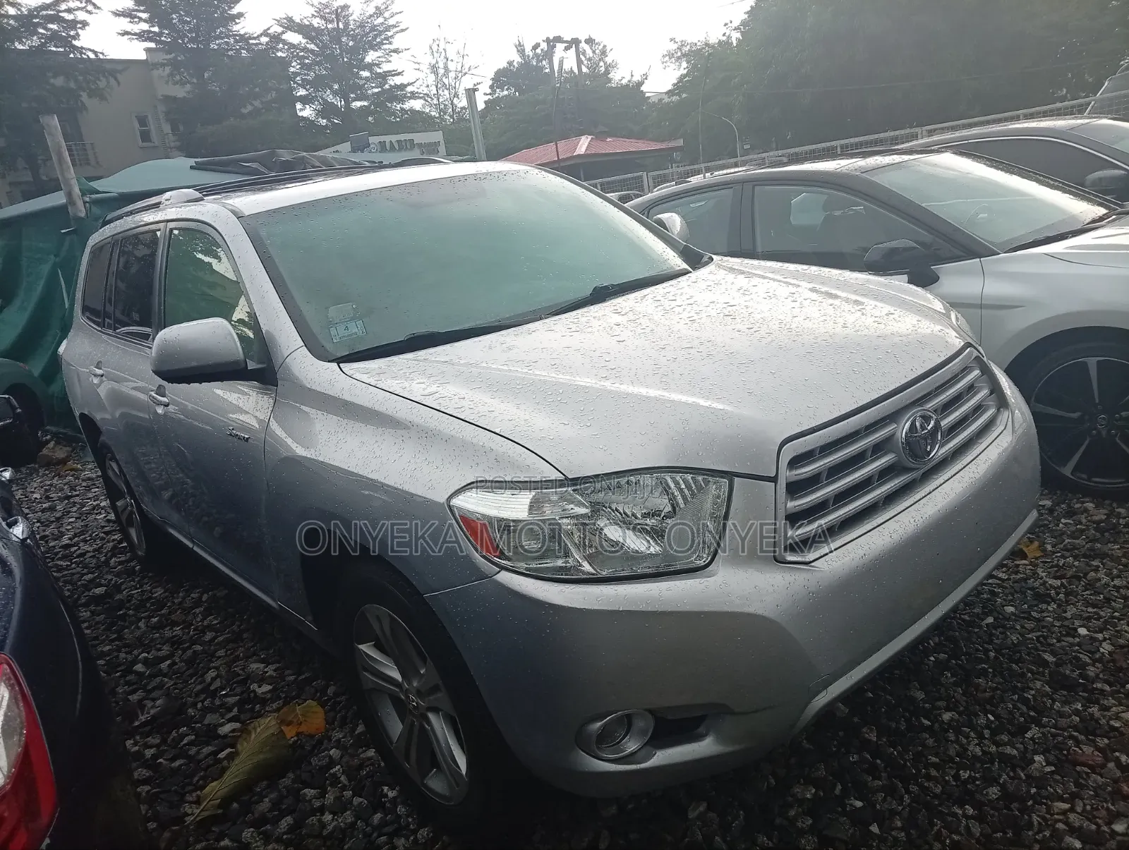Toyota Highlander Base 2010 Silver
