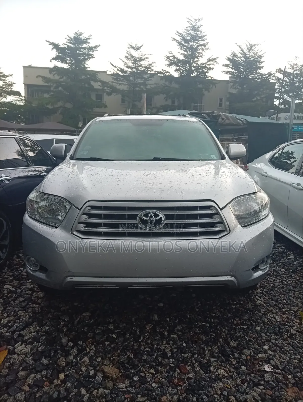 Toyota Highlander Base 2010 Silver