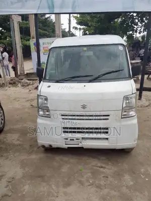 Suzuki Every 2024 White