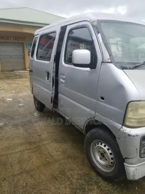 Suzuki Every 2010