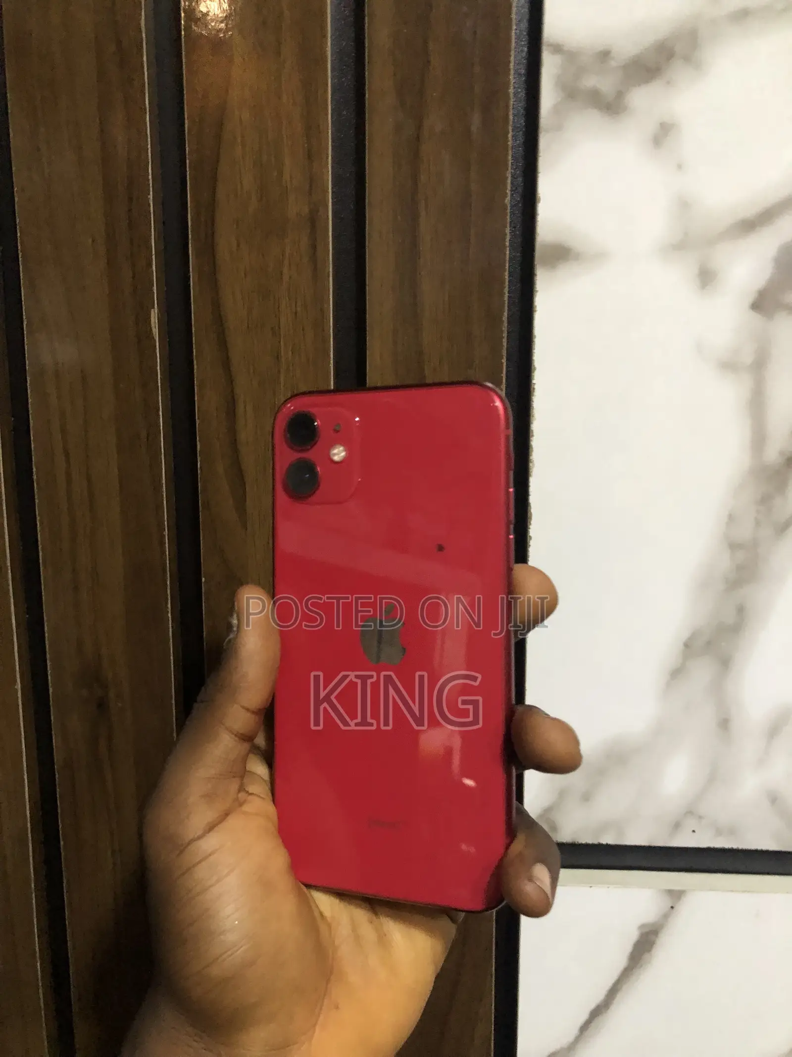 Apple iPhone 11 64 GB Red