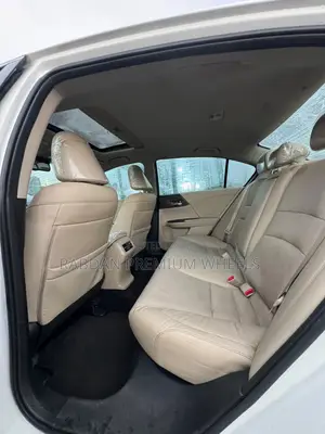 Honda Accord EX-L 4dr Sedan FWD (2.4L 4cyl 2A) 2017 White