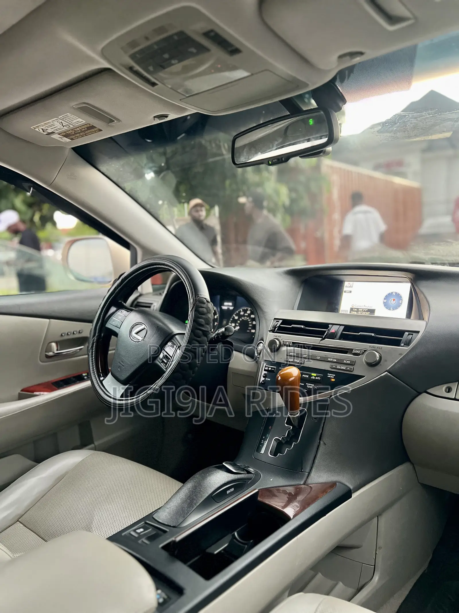 Lexus RX 2010 Gold