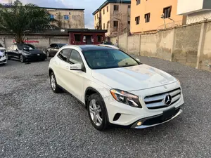 Mercedes-Benz GLA 250 2017 White