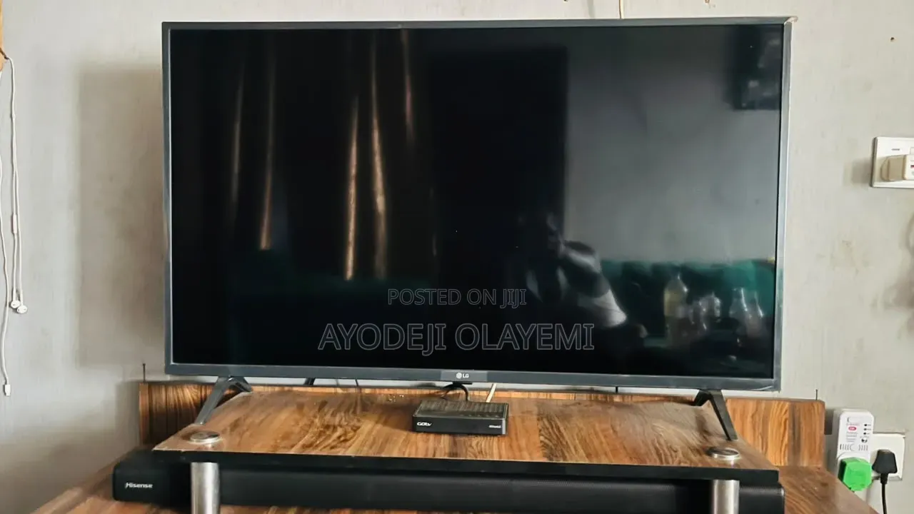 LG Smart 43 Inches