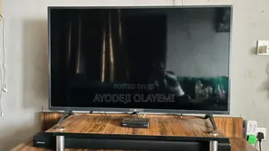 LG Smart 43 Inches
