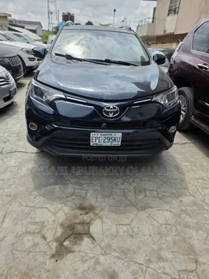 Toyota RAV4 2016 Blue