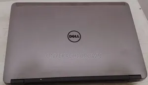 Laptop Dell Latitude 7400 8GB Intel Core i5 SSHD (Hybrid) 16 GB