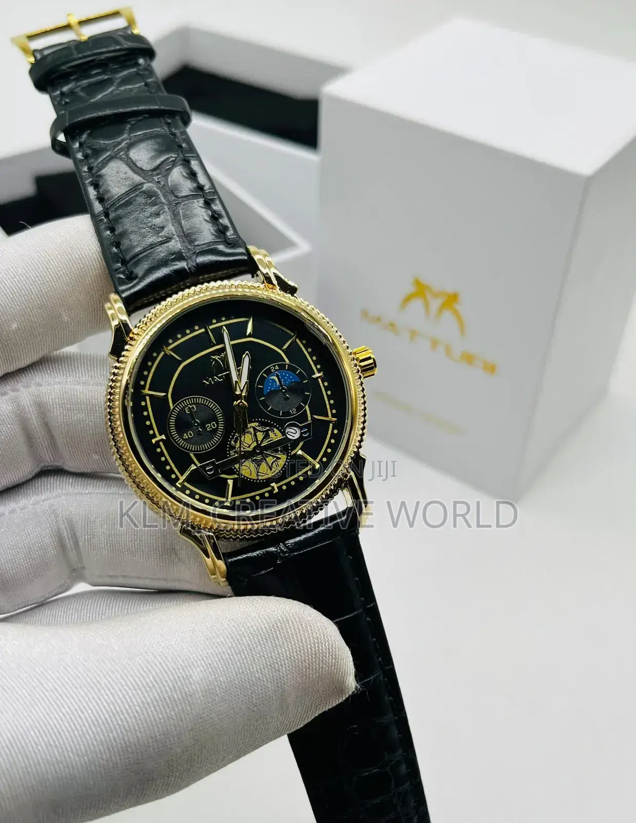 Matturi Leather Wristwatch