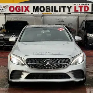 Mercedes-Benz C300 2015 Silver
