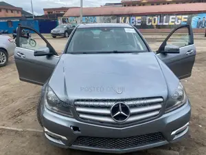 Mercedes-Benz C300 Sport 4Matic Sedan AWD (3.5L 6cyl 7A) 2013 Silver