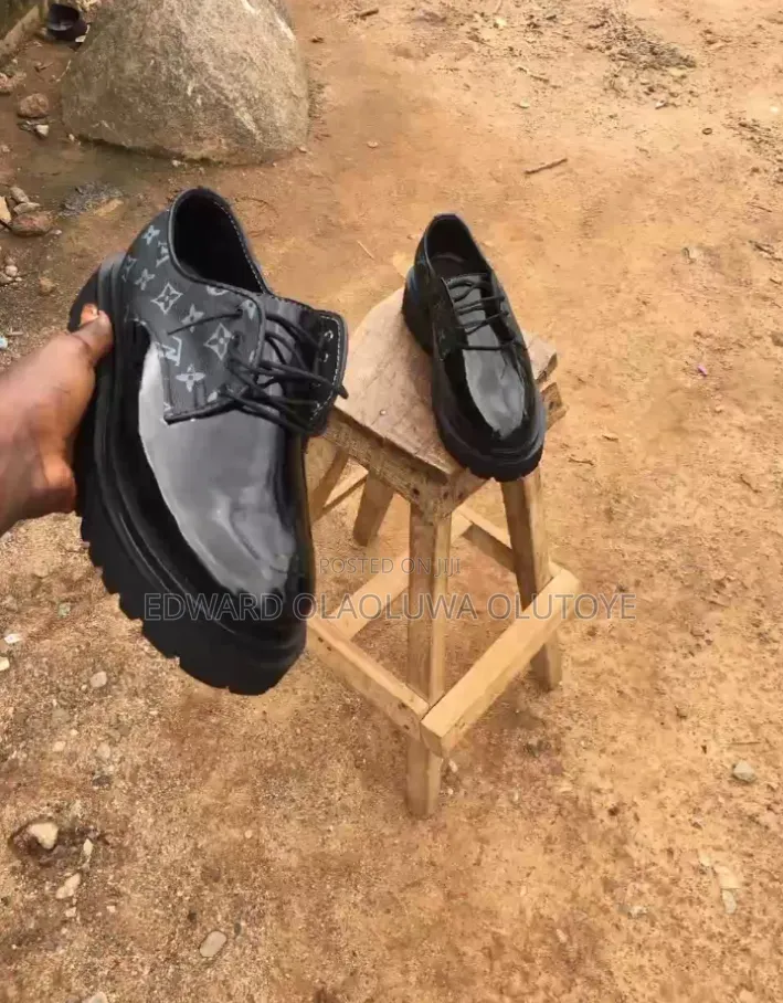 Palm Slippers for Sale