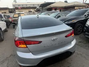 Hyundai Elantra 2020 Gray