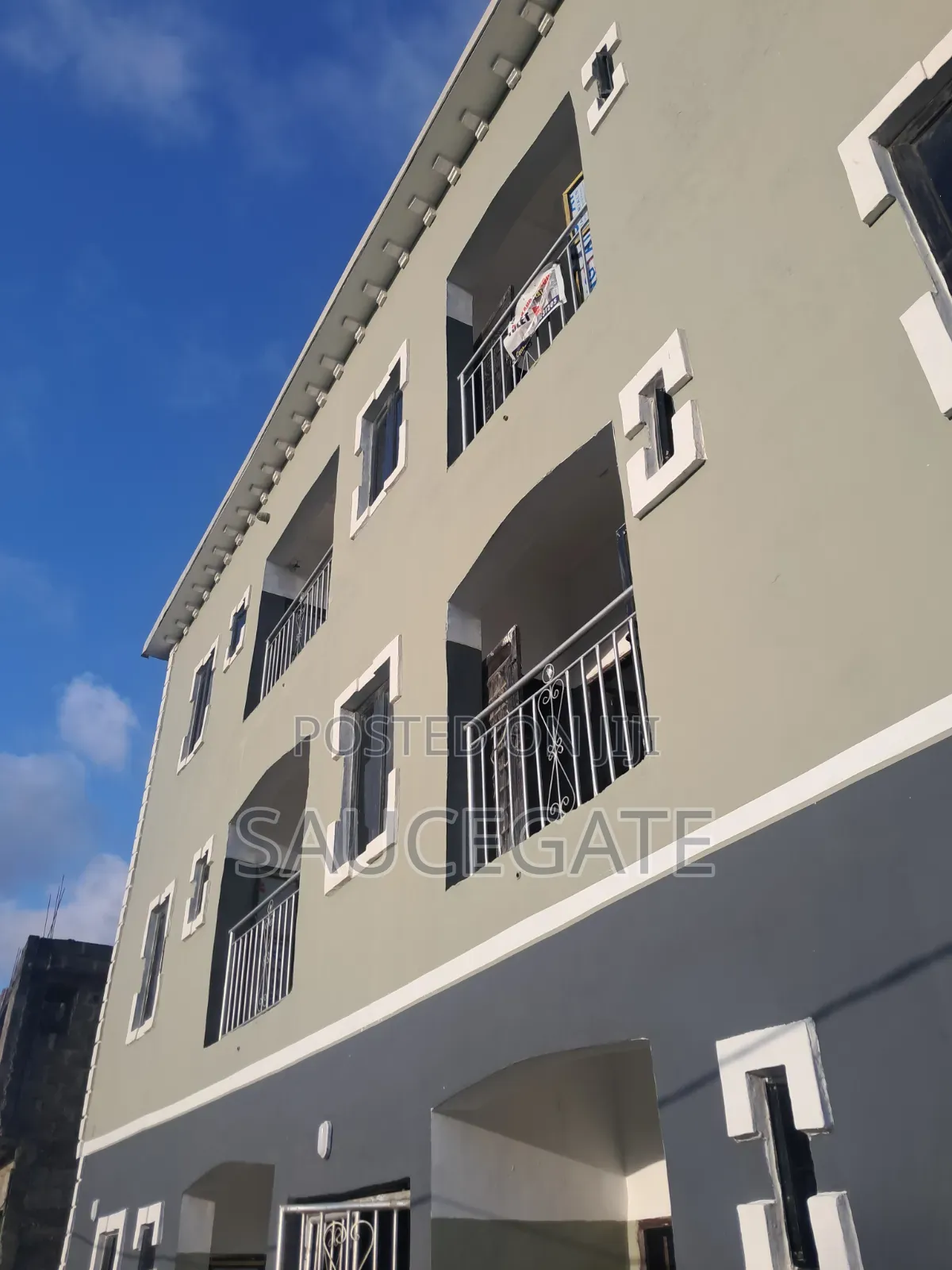 Mini Flat in Abuleado for rent