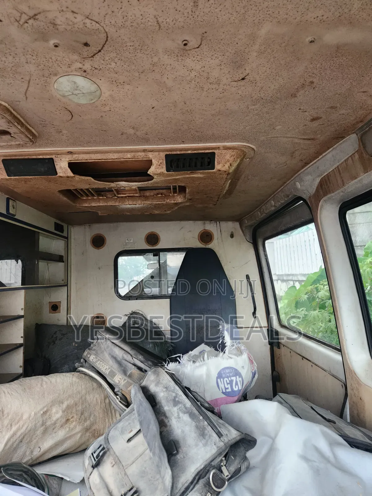 Mercedes-Benz Sprinter 2005 White