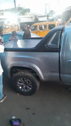 Retractable Rolling Boot Cover With TRD