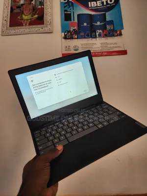 Laptop Lenovo 100e 4GB Intel Celeron eMMC 32GB