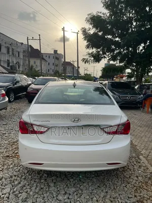 Hyundai Sonata 2011 White