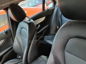 Mercedes-Benz C300 2016 Silver