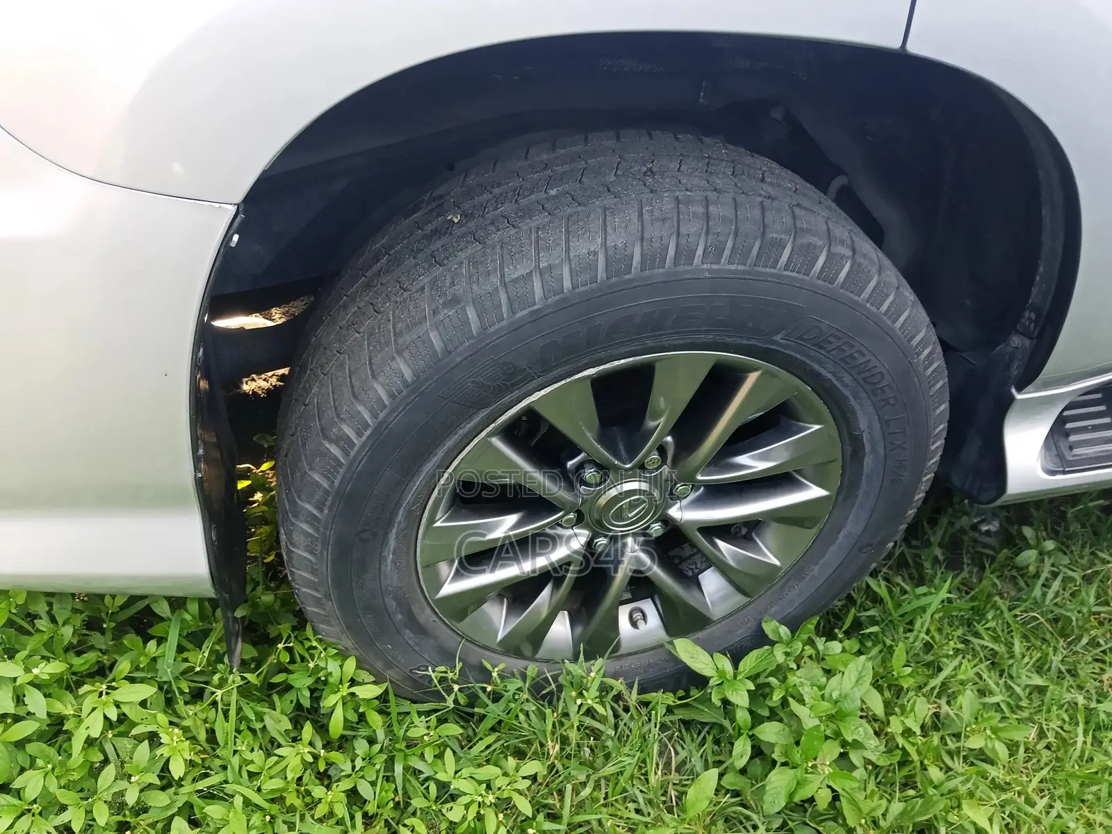 Lexus GX 2015 Silver